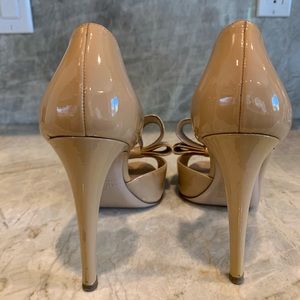 Valentino Other - Valentino Garavani nude bow pumps Valentino Other - Valentino Garavani nude bow pumps